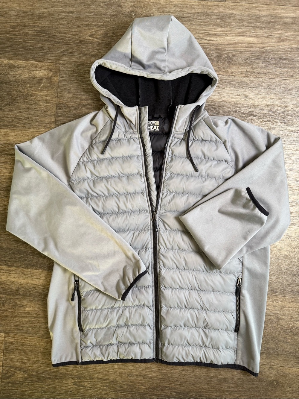 32 Degrees Light Gray Quilted Hooded Performance Jacket